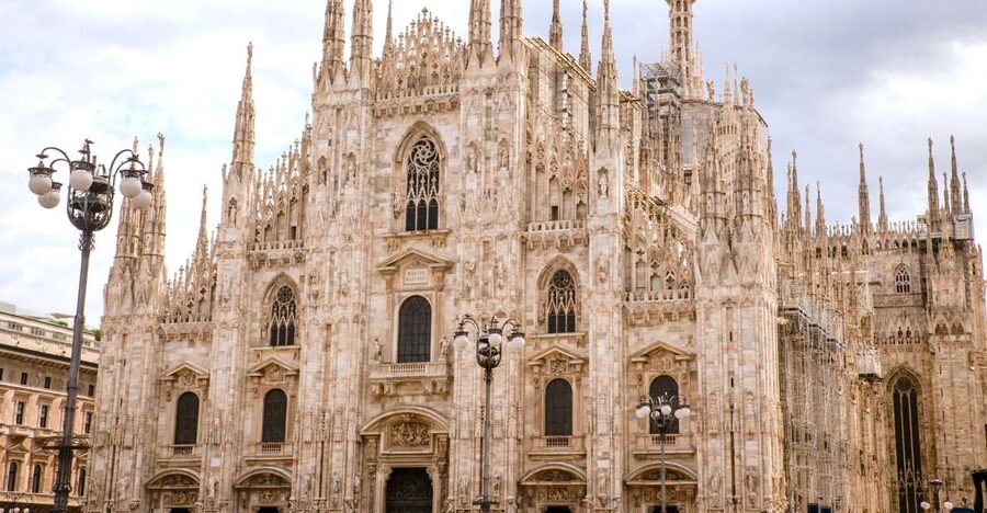 Milan: Priority Access Duomo and Rooftop Tour - Key points at a glance