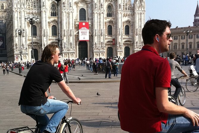 Milan : Private Custom Walking Tour with A Guide (Private Tour) - Guides, personalities, and the quality question