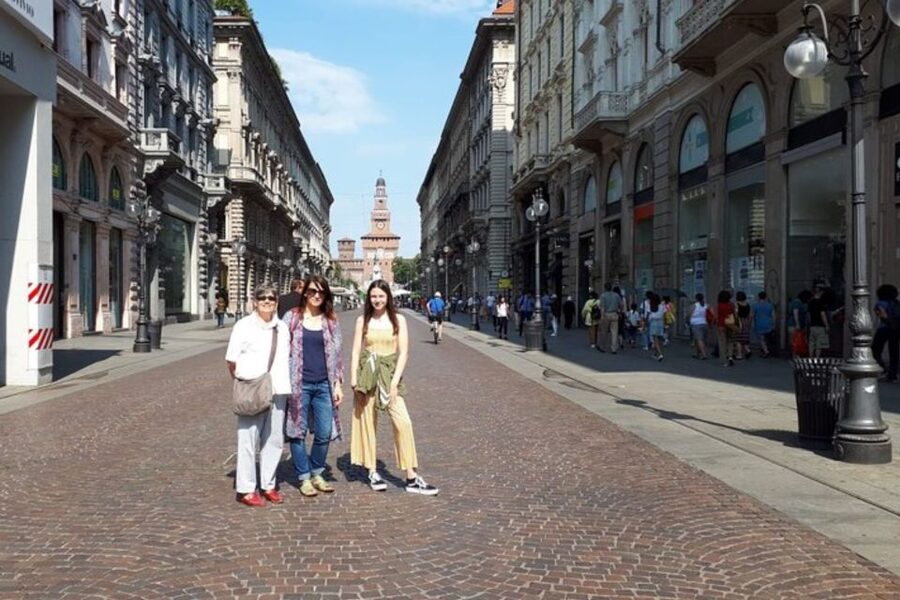 Milan: Private Custom Walking Tour With A Local Guide - A private start in the Milan you want to see