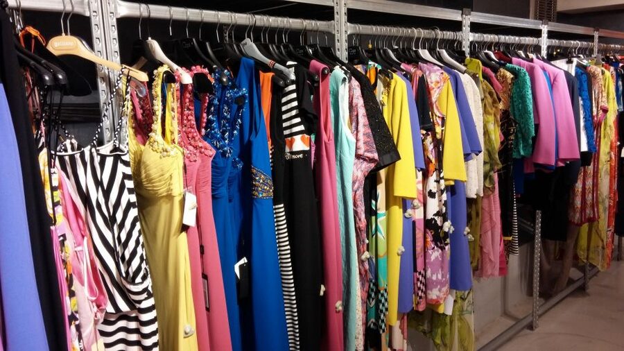 Milan: Private Sightseeing & Shopping Tour with a Local - Shopping With a Personal Shopper
