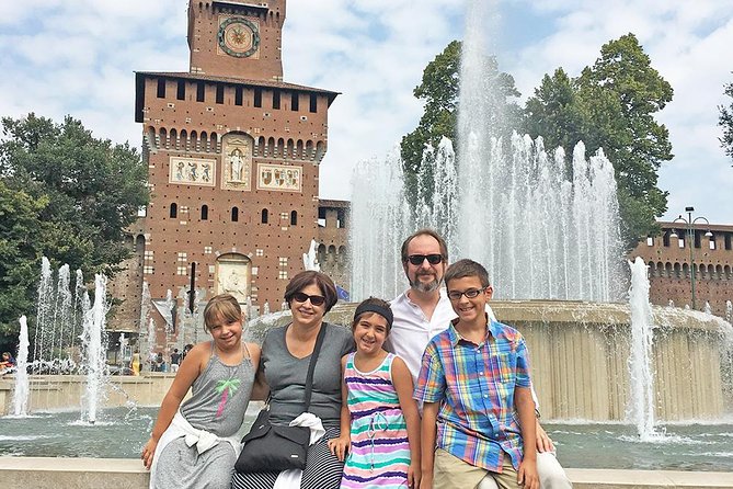 Milan Private Sightseeing Tour for Kids and Families with Local Guide - A family-sized introduction to central Milan