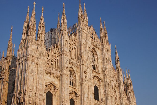 Milan Private Sightseeing Tour for Kids and Families with Local Guide - Starting with Milan’s Duomo