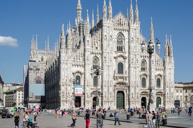 Milan Private Tour of the Duomo and the Terraces of the Duomo - The Duomo terraces: Milan from a marble rooftop
