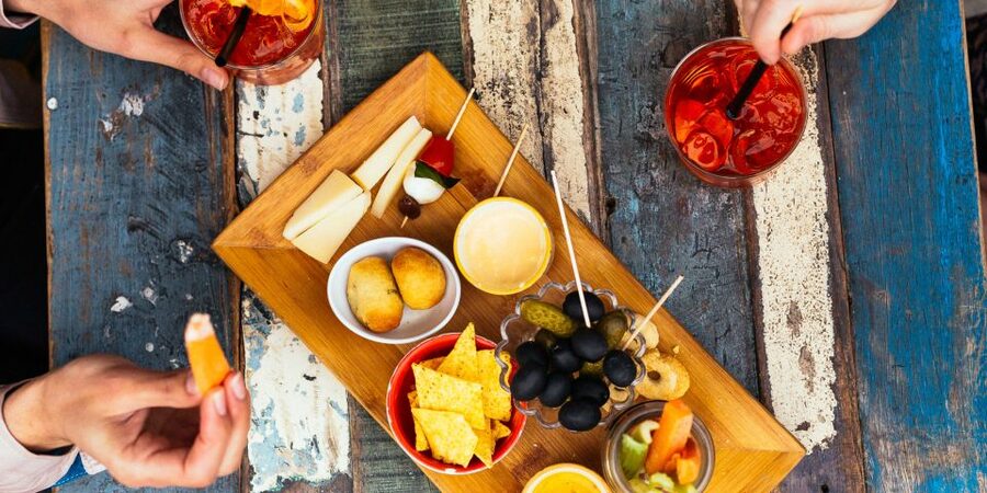 Milan: Private Tour with Drinks & Bites in Centro Storico - Key points to know before booking
