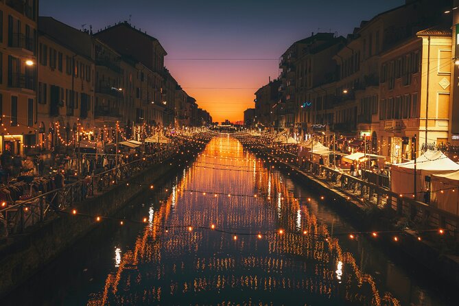 Milan Private Walking Tour with a Local - Piazza della Scala as a practical starting point