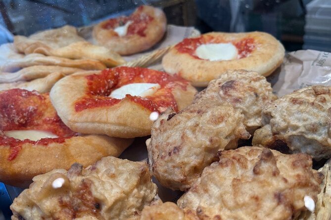 Milan's Authentic Street Food tour: A Gourmet Experience - Arancino, panzerotto, and regional food on one route
