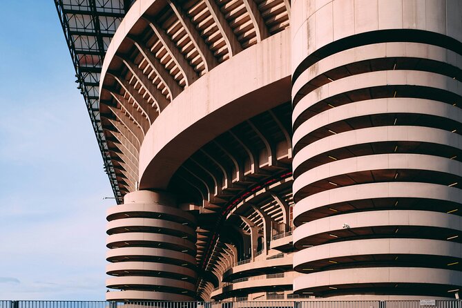 Milan: See a football game in Milan together with locals - Who will enjoy this Milan football experience?