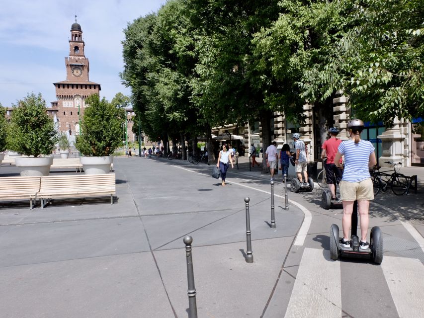 Milan: SEGWAY Tour with Live Tourist Guide 3 hours & half - Getting started on Via Lecco