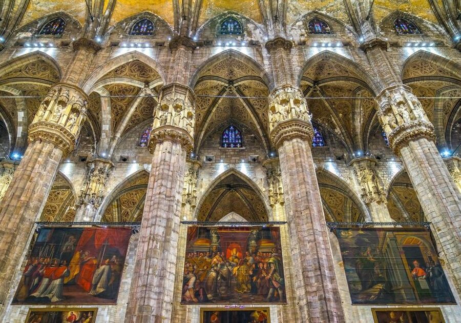 Milan: Skip-the-Line Duomo Guided Tour & Hop-on Hop-off Bus - Who should book this experience?