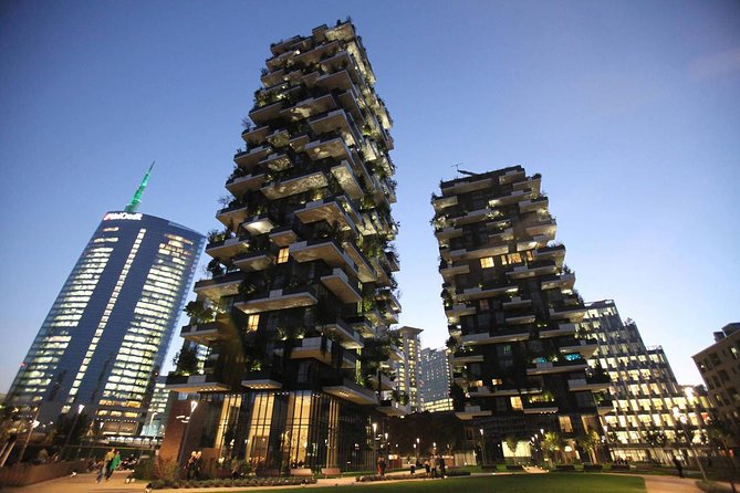 Milan Skyscrapers Guided Tour: Porta Nuova, Unicredit tower & Vertical Forest - Why Milan’s modern district deserves a walking tour