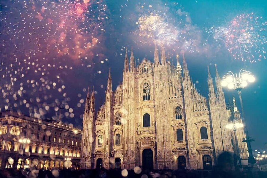 Milan Small Group: Duomo & Rooftop, Castle, Gelato Tasting - The Duomo rooftop is the main event