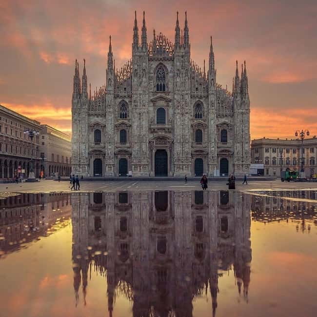 Milan: Small Group - Duomo & Rooftop, Wine & Food Tasting - How much walking and time to expect