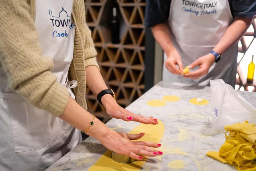 Milan: Small-group Pasta & Gelato Class with Unlimited Wine - The chefs and the tone of the class