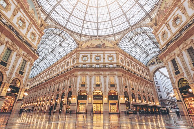 Milan : Small Group Tour Duomo and Terrazze - What the fashion theme really delivers
