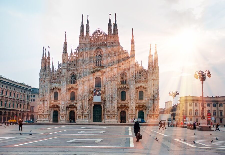 Milan: small group walking tour of the Duomo and city centre - Key points to know before booking