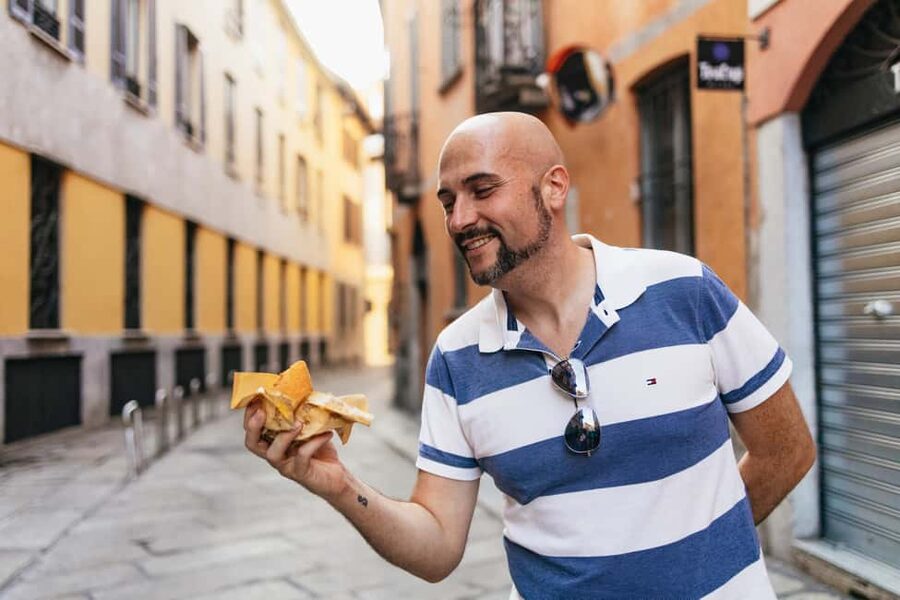 Milan: Street Food Walking Tour - Piazza Sant’Alessandro: food with a quieter setting
