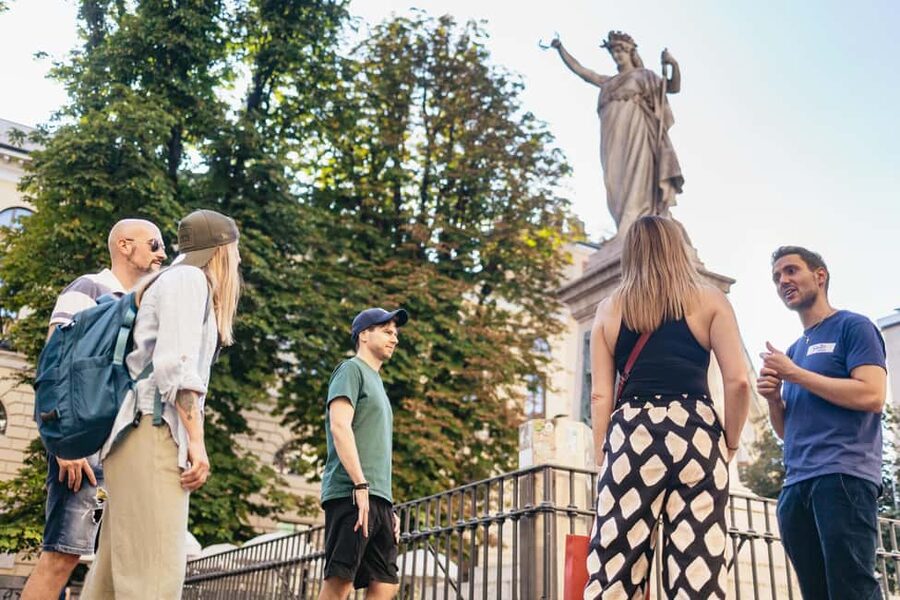 Milan: Street Food Walking Tour - What you may eat, from focaccia to tiramisu
