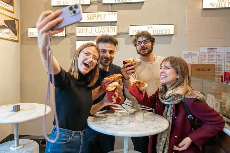 Milan: Sunset Navigli Food & Drinks Tour with a Local - Why Navigli is a good setting for aperitivo