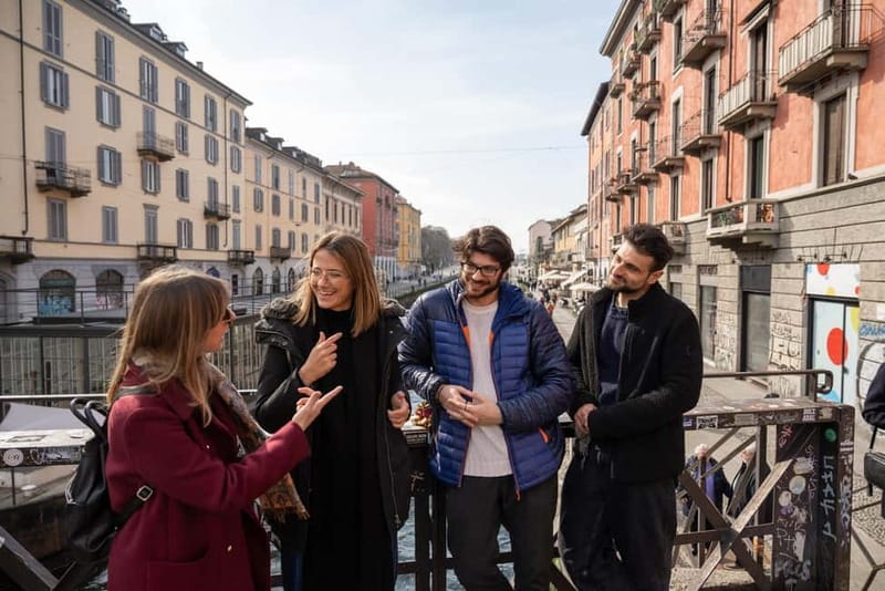 Milan: Sunset Navigli Food & Drinks Tour with a Local - The last stop: gelato while walking through Navigli