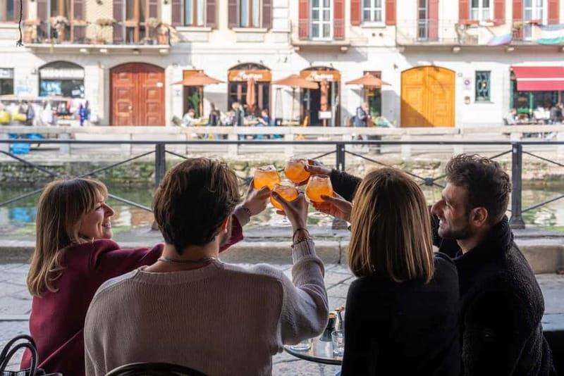 Milan: Sunset Navigli Food & Drinks Tour with a Local - How much food and drink do you really get?