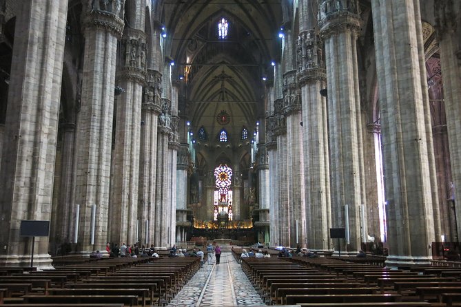 Milan Super Saver: Skip-the-line Duomo and Rooftop Tour - Meeting at Piazza del Duomo