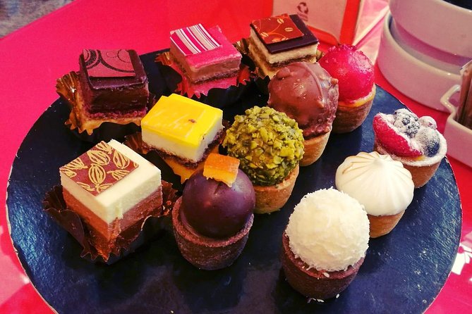 Milan: Sweet Delights Patisserie Tour by Do Eat Better - Largo Guido Donegani: beginning with Milan’s sweet side