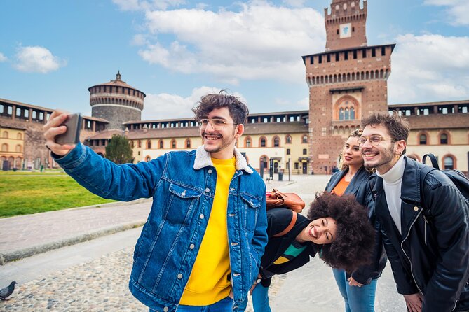 Milan: The Last Supper & Sforza Castle Guided Tour - Preparing for 15 minutes with Leonardo