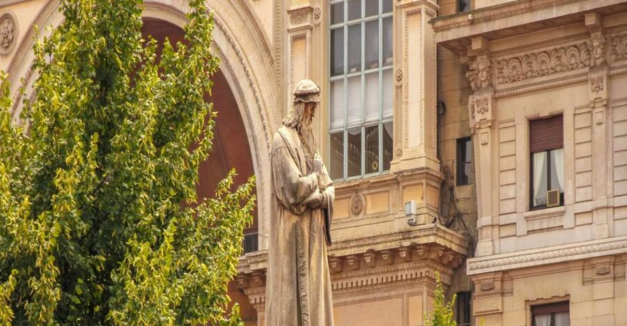 Milan: The Story of Leonardo da Vinci Private Guided Tour - Walking through the Old Town with an engineer’s eye