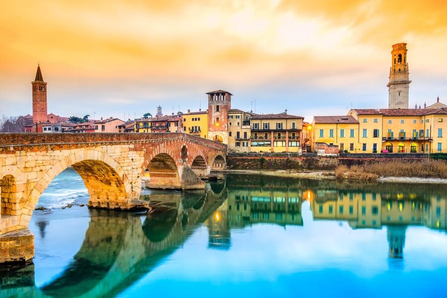 Milan: Verona Day Tour with a Lake Garda Cruise to Sirmione - The return to Milan