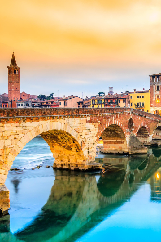 Milan: Verona Day Tour with a Lake Garda Cruise to Sirmione - Meeting the coach in Milan