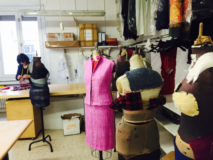 Milan: Walking Fashion Tour - From famous boutiques to smaller studios