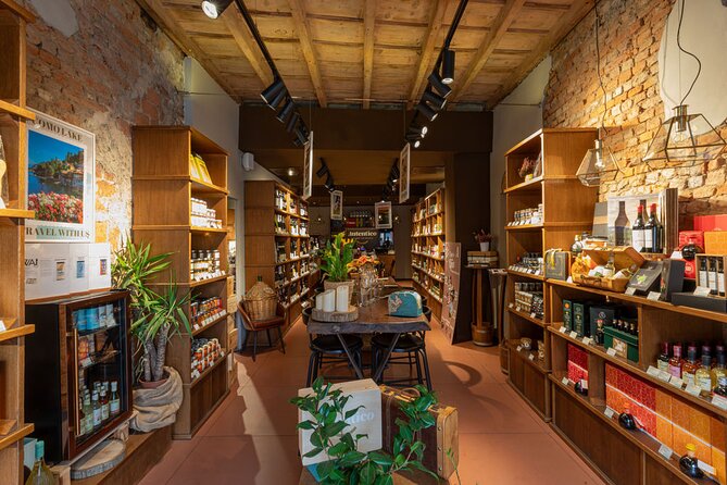 Milan Wine and Food Tasting Experience - Choosing between the tasting, panini, and platter options