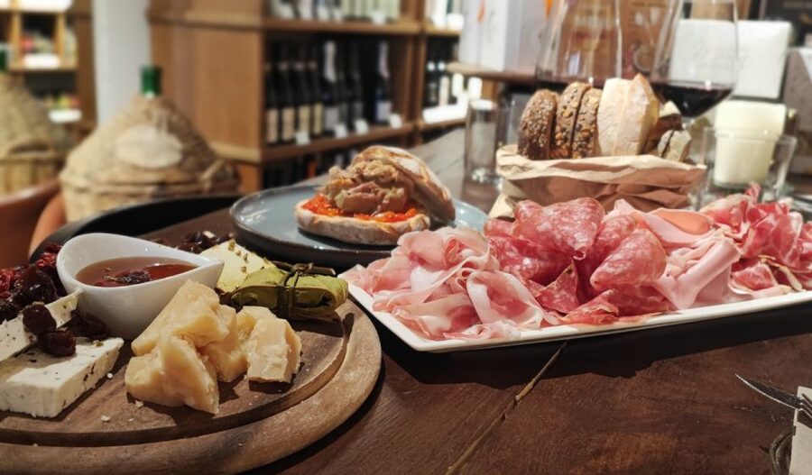 Milan Wine Tasting Aperitivo - Booking tips for a smoother visit