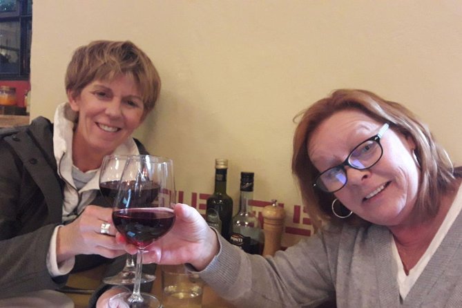 Milan Wine Tasting with Italian Sommelier - How the wine lesson unfolds
