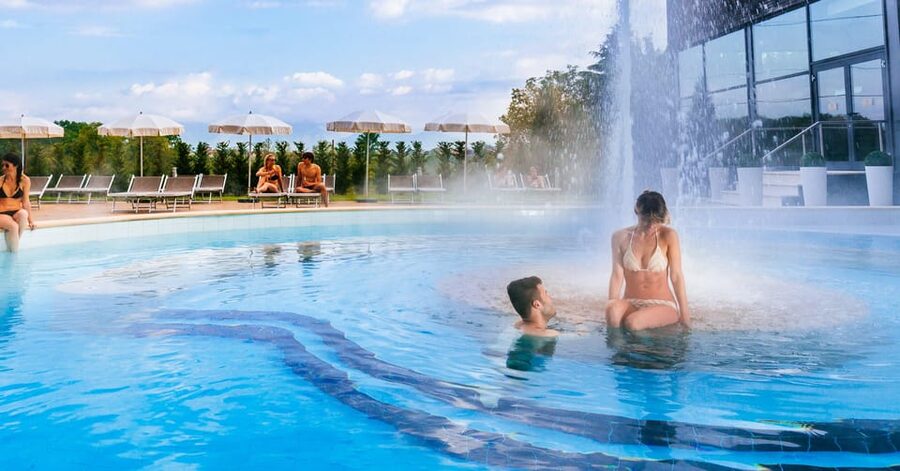 Monticello SPA & FIT: Gold Pass - Indoor and Outdoor Pools for an Unhurried Pace