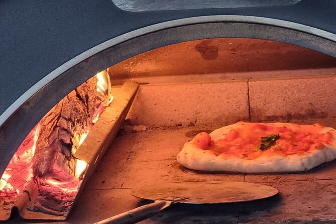Neapolitan DOC Pizza Class And Cooking in a Wood Oven at a Local's house - A local Como evening begins with pizza dough