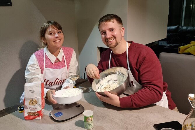 Neapolitan DOC Pizza Class And Cooking in a Wood Oven at a Local's house - Three pizzas turn the lesson into dinner