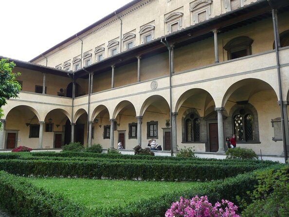 Off the Beaten Track in Milan: Private City Tour - A Different Side of Milan Along the Navigli
