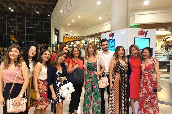 Personal Shopper in Milan - shopping tour in Milan - Meeting Anna Maria at Piazza del Duomo