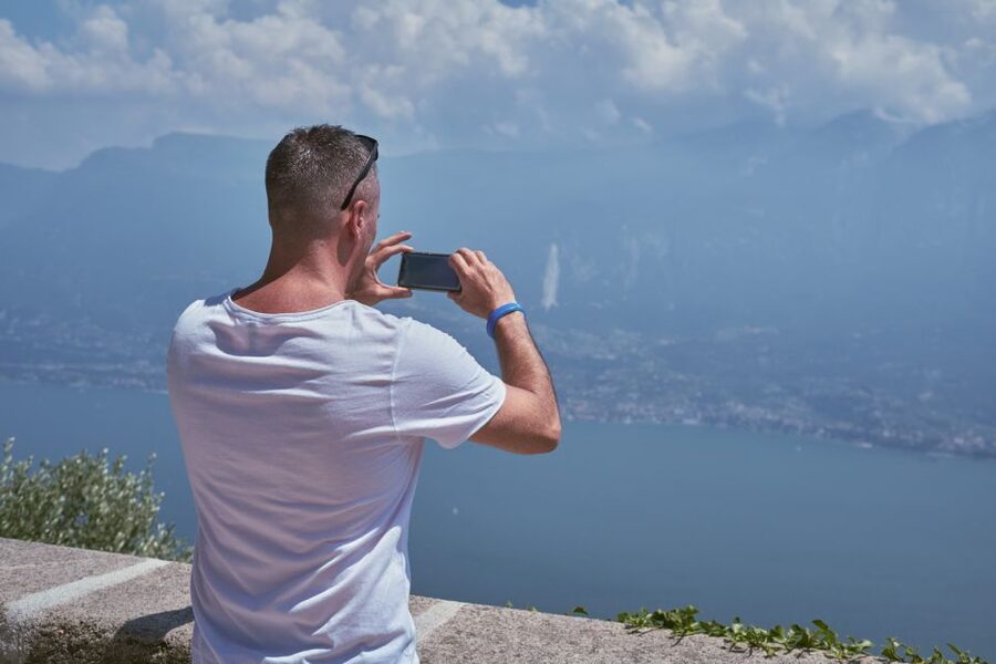Peschiera del Garda: Lake Garda self-guided Vespa tour - Mountain views above Tremosine