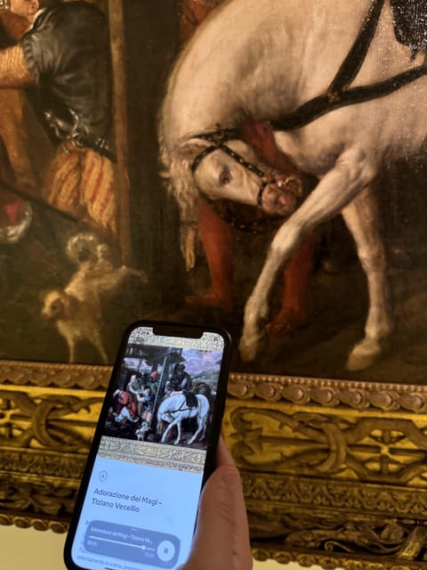 Pinacoteca Ambrosiana audioguide - Phone, headphones, and the practical side