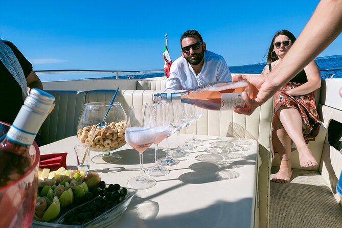 Private Boat Tour and Wine Tasting in Lazise - Garda and the mountain that names the lake