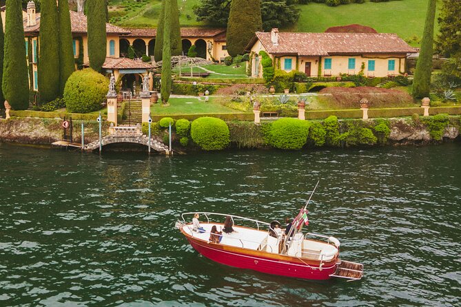 Private Boat Tour on Italian Gozzo on Lake Como - Why a private gozzo works so well on Lake Como