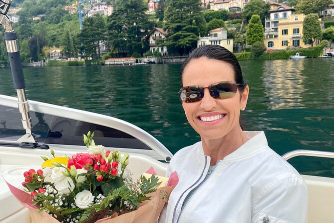 Private Boat Tour on Lake Como in Lombardy - A photo session for weddings, honeymoons, and anniversaries