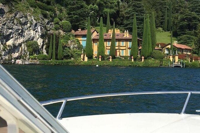 Private Boat Tour on Lake Como in Lombardy - Meeting Alberto and settling onto the Cranchi boat