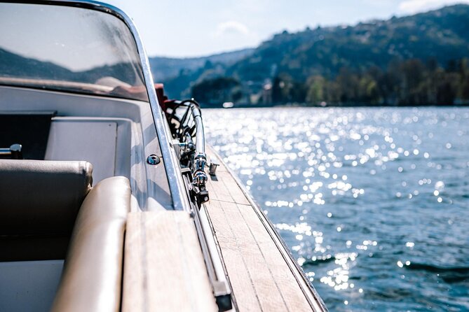 Private Boat Tour with Open Bar Lake Como 7 Pax - Cernobbio and the villas of the western shore