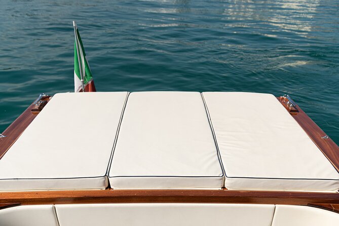 Private Full-Day Tour by Boat in Lake Garda - Two and a half hours in Sirmione