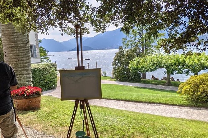 Private painting class on Lake Como shores Bellagio - Painting Lake Como instead of only photographing it