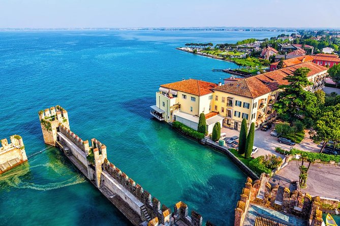Private Romantic Motorboat Tour From Sirmione - What this one-hour Lake Garda cruise really offers