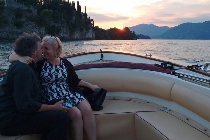 Private sunset cruise with toast - Key points to know before you book